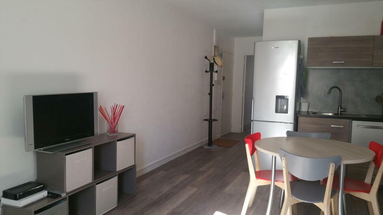 Appartement De Charme Au Calme 卡斯泰尔诺勒莱 外观 照片